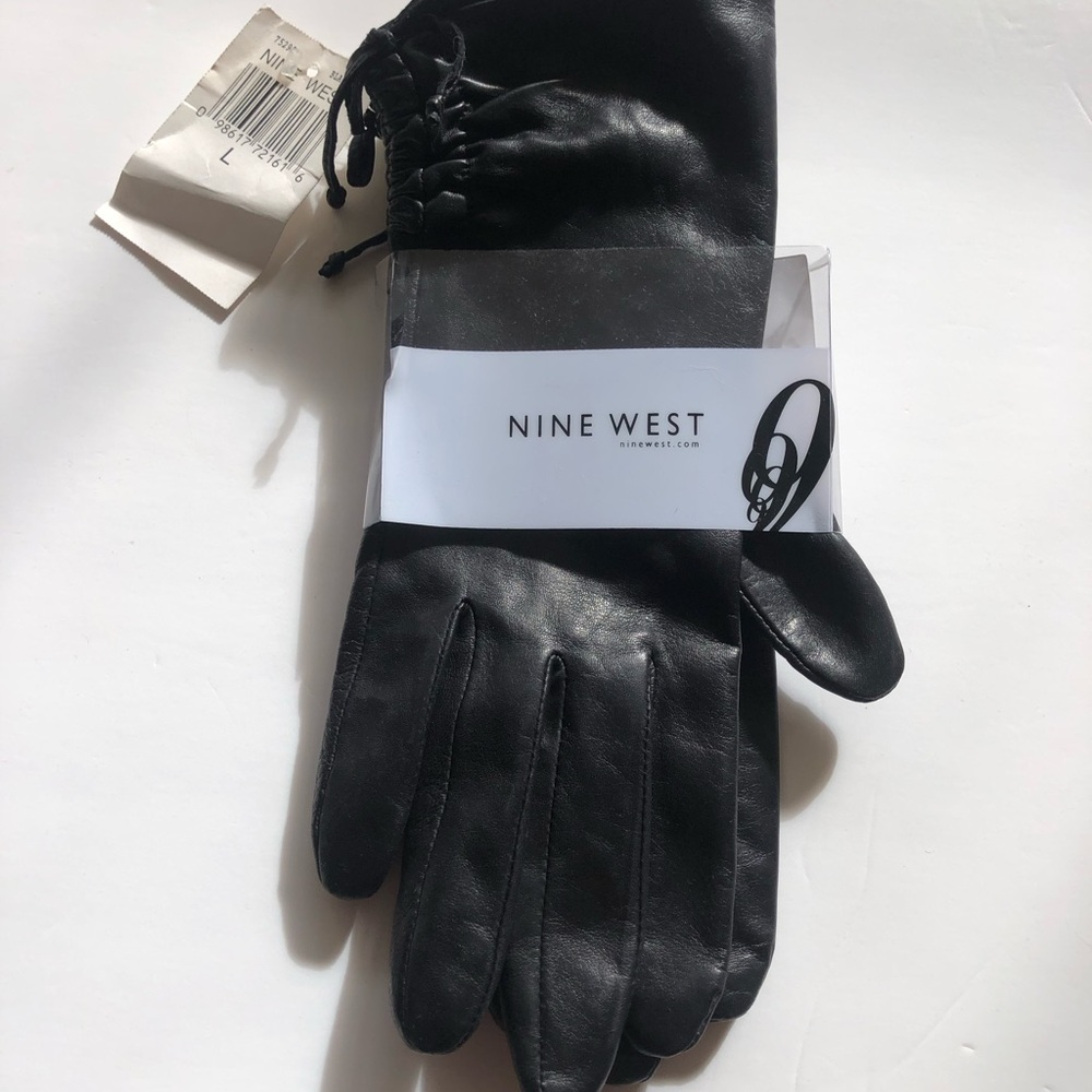 Nine West Women’s Leather Gloves